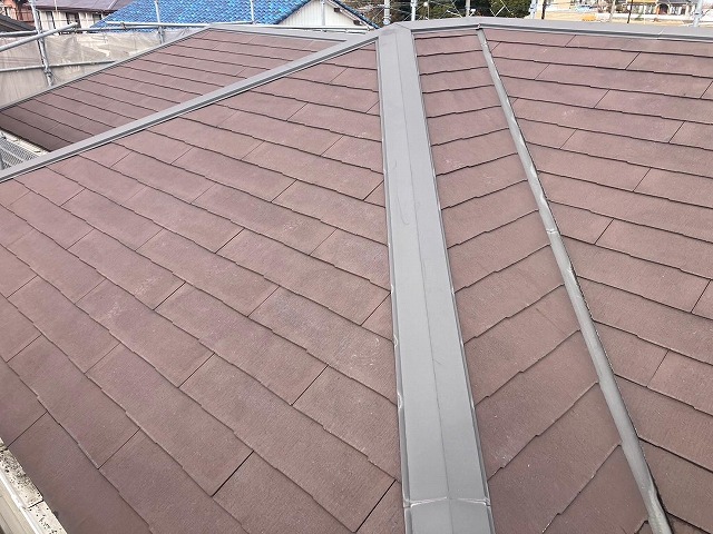 隅棟や谷板金の確認